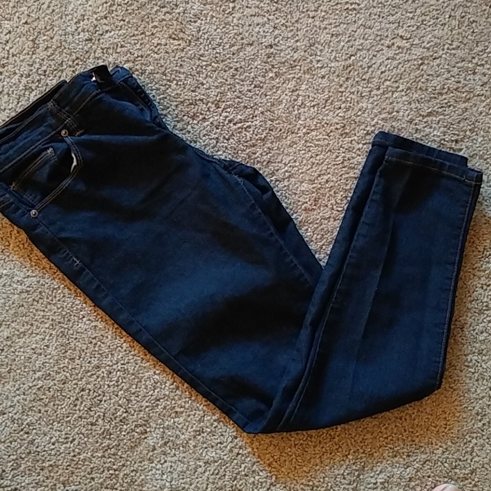 Skinny Jeans - Picture 2 of 3